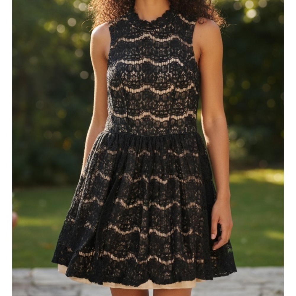 City Triangles | Sleeveless Black Lace Lined Fit & Flare Dress | Women's Size S